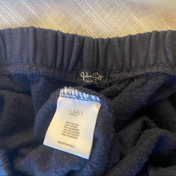 Sweatpants with side stripe - Picture 4 of 4